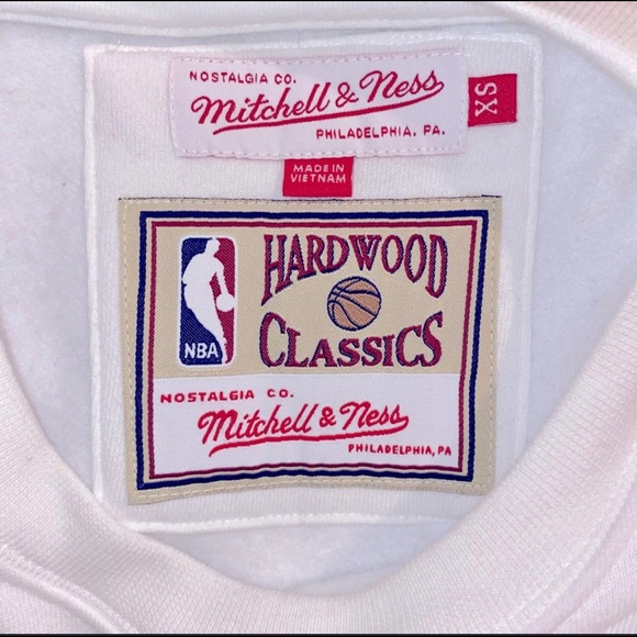 Vintage Vancouver Grizzlies Mitchell & Ness NBA Crewneck.
Never worn.
Size: XS - Picture 2 of 3